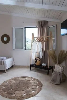 Standard Twin (Double) Studio with Garden View