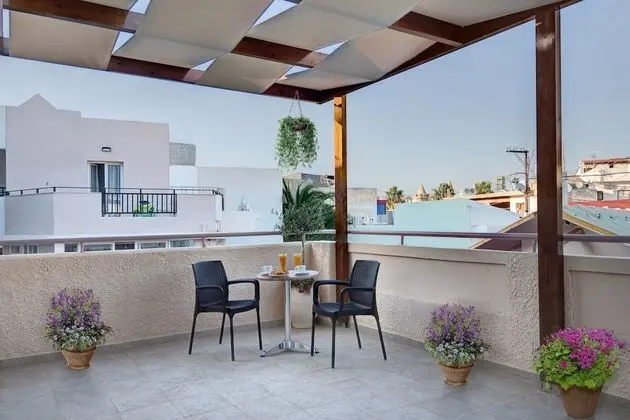 Superior Double Studio with Pool View