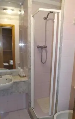 Tek Büyük Yataklı Oda, Birden Çok Yatak