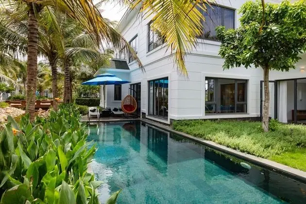 Villa, 4 Yatak Odası, Bahçe Manzaralı