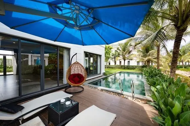 Villa, 4 Yatak Odası, Bahçe Manzaralı