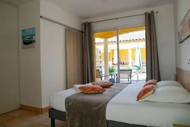 Comfort Tek Büyük Yataklı Oda (Cabine 2)