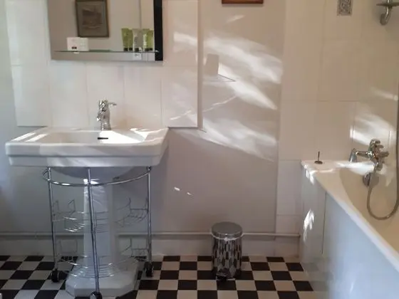Comfort Tek Büyük Yataklı Oda, Özel Banyo
