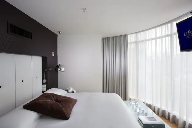 Business Süit, 1 En Büyük (King) Boy Yatak