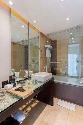 Business Süit, 1 En Büyük (King) Boy Yatak