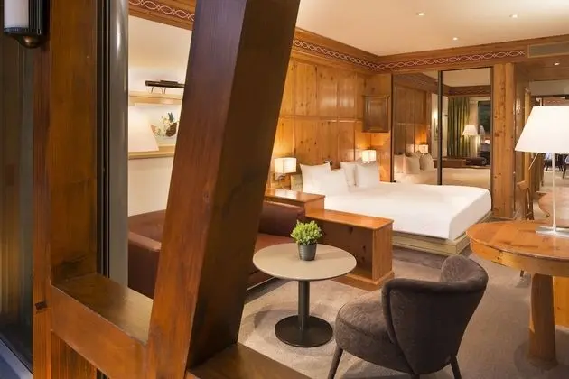 Deluxe Tek Büyük Yataklı Oda (Access to Asiane Spa)