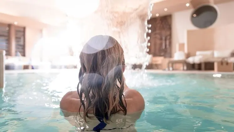 Standard Tek Büyük Yataklı Oda (Access to Asiane Spa)