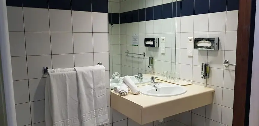 Deluxe Dört Kişilik Oda