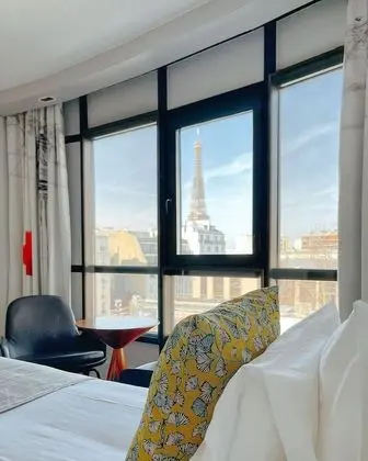 Tek Büyük Yataklı Oda, Şehir Manzaralı