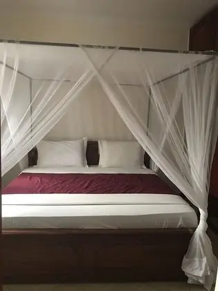 Standard Tek Büyük Yataklı Oda, Özel Banyo, Zemin Kat