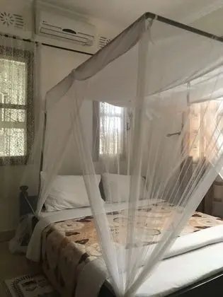 Standard Tek Büyük Yataklı Oda, Özel Banyo, Zemin Kat