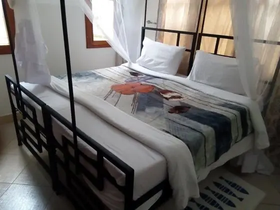 Standard Tek Büyük Yataklı Oda, Özel Banyo, Zemin Kat