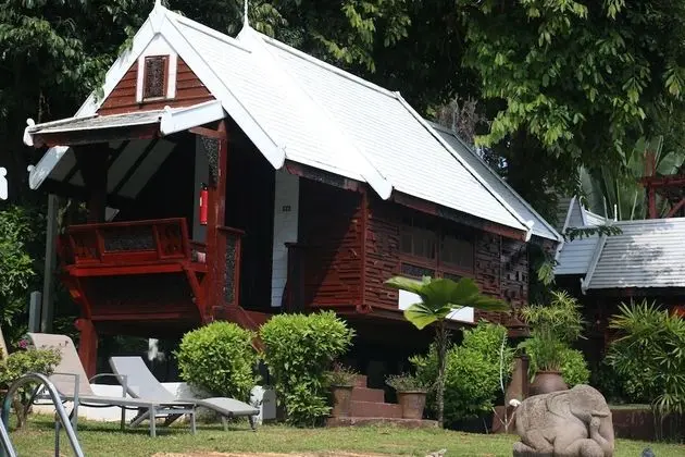Poolside Bungalow