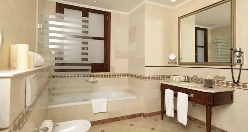 Prestige Suite