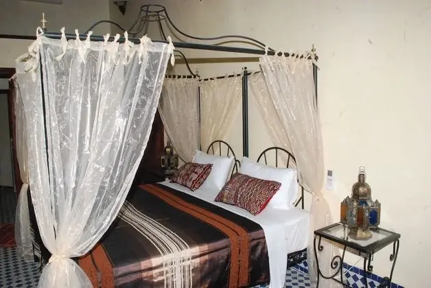 Classic Tek Büyük Yataklı Oda (Muscade)