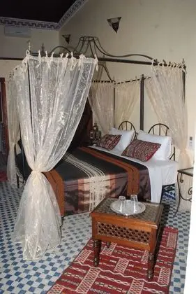 Classic Tek Büyük Yataklı Oda (Muscade)