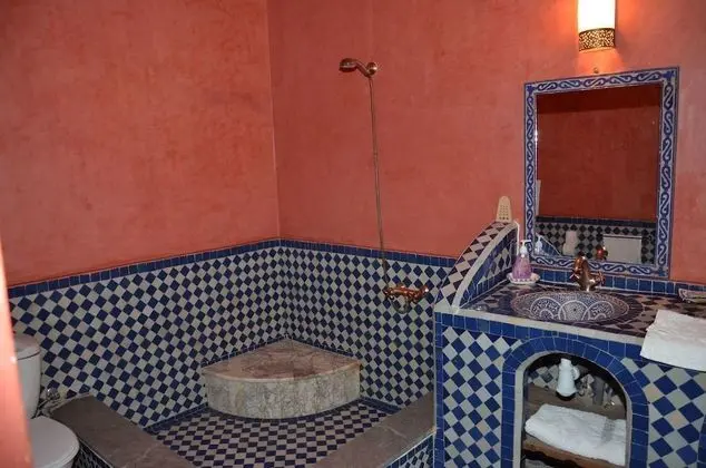 Classic Tek Büyük Yataklı Oda (Muscade)