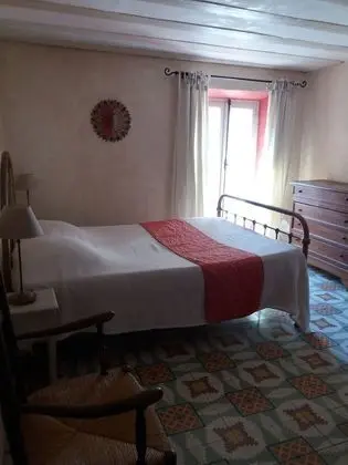 Tek Büyük Yataklı Oda (Terre ou Feu)