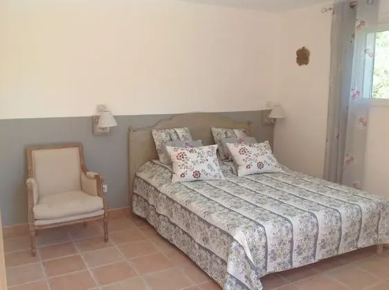 Tek Büyük Yataklı Oda (Passiflore)