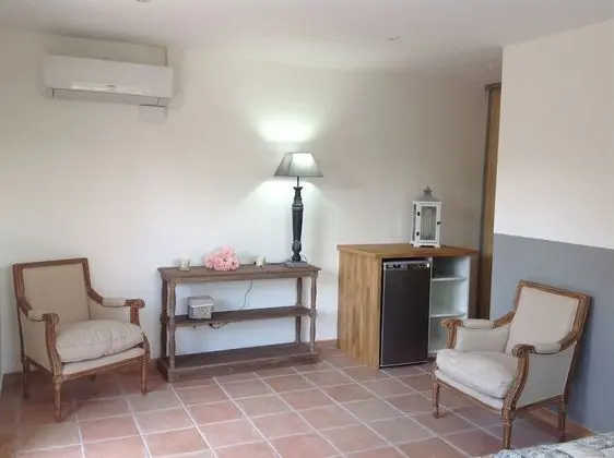 Tek Büyük Yataklı Oda (Passiflore)