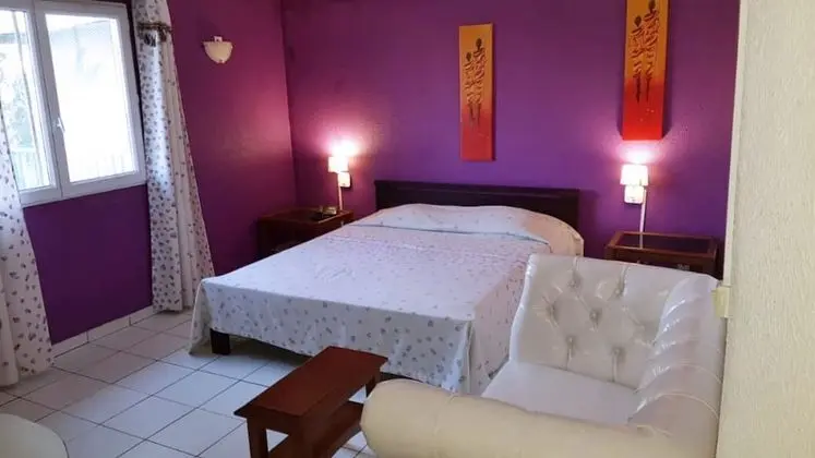 Comfort Tek Büyük Yataklı Oda