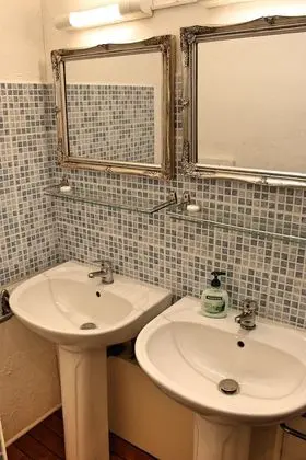 Kır Evi, 3 Yatak Odası, Teras, Bahçe Manzaralı