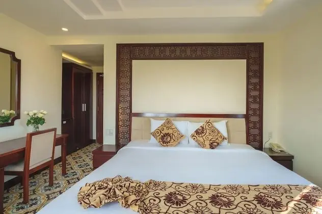 Deluxe Tek Büyük Yataklı Oda, Nehir Manzaralı
