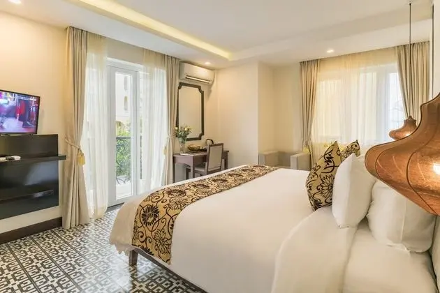 Deluxe Tek Büyük Yataklı Oda, Nehir Manzaralı