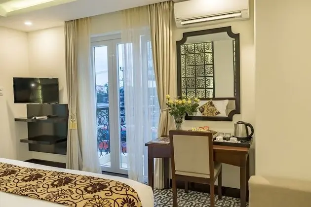 Deluxe Tek Büyük Yataklı Oda, Nehir Manzaralı