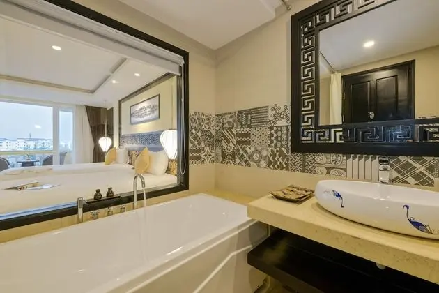 Deluxe Oda, Balkon, Bahçe Manzaralı