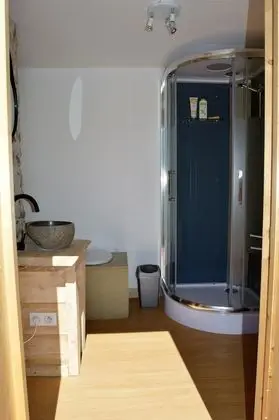 Dağ Evi, Özel Banyo (Pigeonnier)