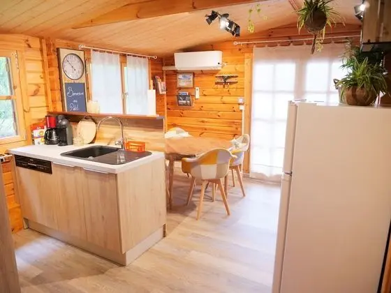 Family Kır Evi, Özel Banyo, Havuz Manzaralı (LE PETIT CHAMPIGNY)