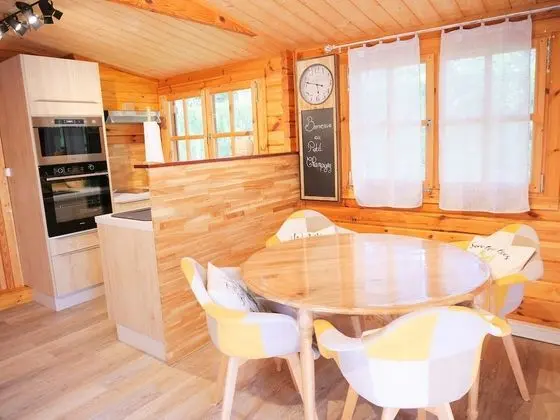 Family Kır Evi, Özel Banyo, Havuz Manzaralı (LE PETIT CHAMPIGNY)