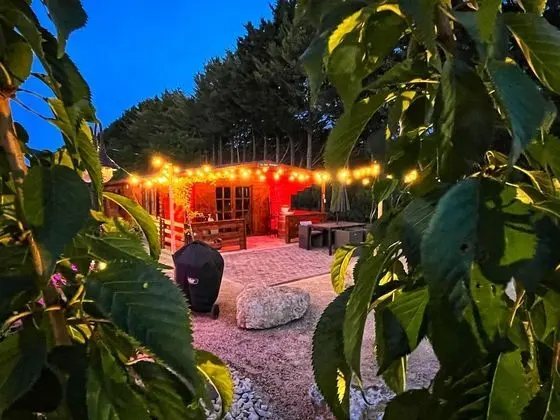 Family Kır Evi, Özel Banyo, Havuz Manzaralı (LE PETIT CHAMPIGNY)