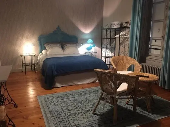 Standard Tek Büyük Yataklı Oda, Banyolu/Duşlu, Bahçe Manzaralı (Chambre Vendéenne.)