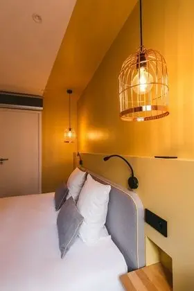 Tek Büyük veya İki Ayrı Yataklı Oda