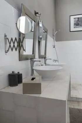 Superior Tek Büyük Yataklı Oda