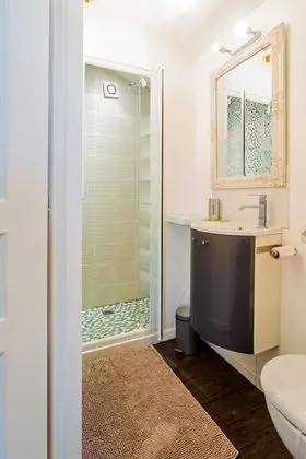 Tek Büyük Yataklı Oda (Coloniale)