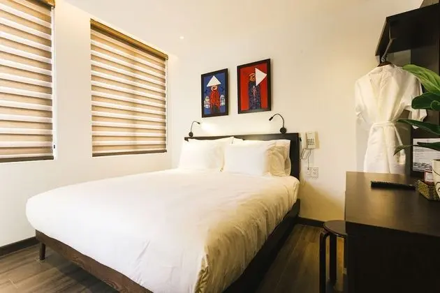 Luxury Tek Büyük Yataklı Oda