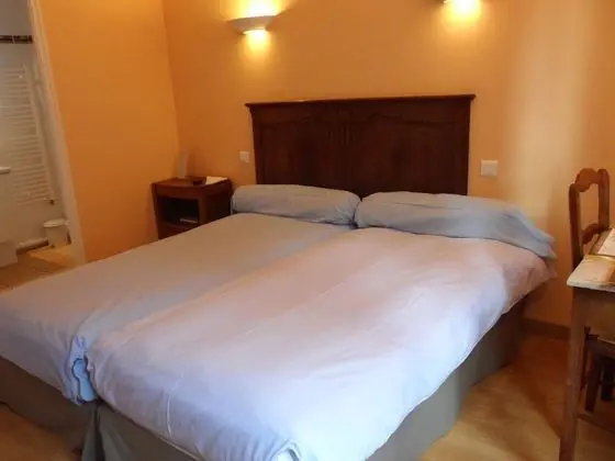 İki Ayrı Yataklı Oda, Banyolu/Duşlu