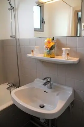 Economy Tek Büyük Yataklı Oda