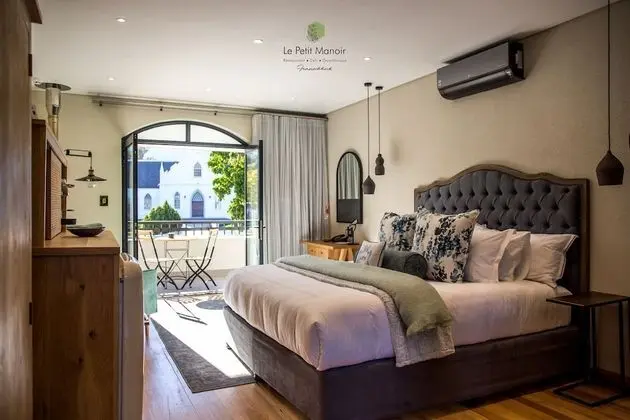 Luxury Oda, 1 En Büyük (King) Boy Yatak
