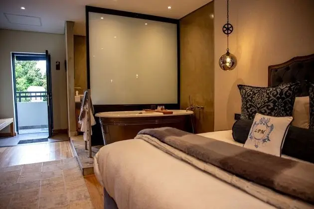 Luxury Oda, 1 En Büyük (King) Boy Yatak