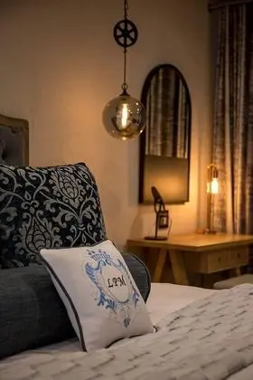 Luxury Oda, 1 En Büyük (King) Boy Yatak