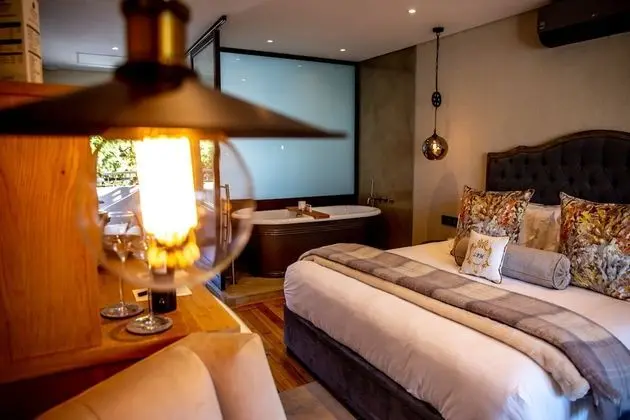 Luxury Oda, 1 En Büyük (King) Boy Yatak