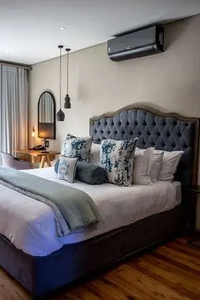 Luxury Oda, 1 En Büyük (King) Boy Yatak