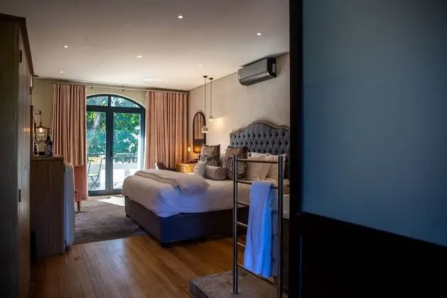 Luxury Oda, 1 En Büyük (King) Boy Yatak