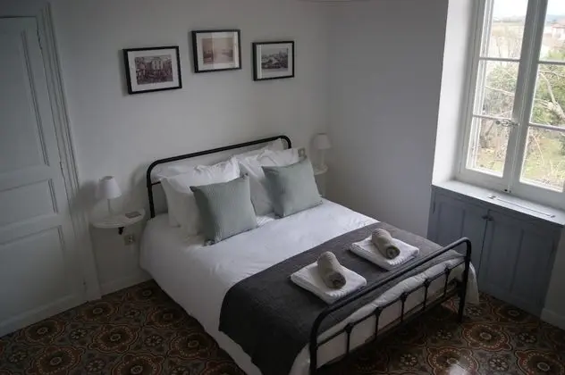 Tek Büyük Yataklı Oda, Banyolu/Duşlu, Bahçe Manzaralı (a. No1 Chambre)
