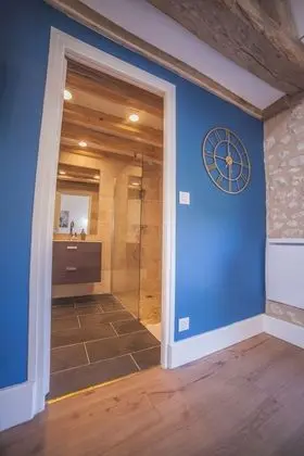 Comfort Tek Büyük Yataklı Oda, Banyolu/Duşlu