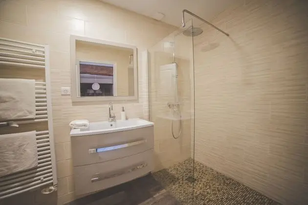 Standard Tek Büyük Yataklı Oda, Banyolu/Duşlu